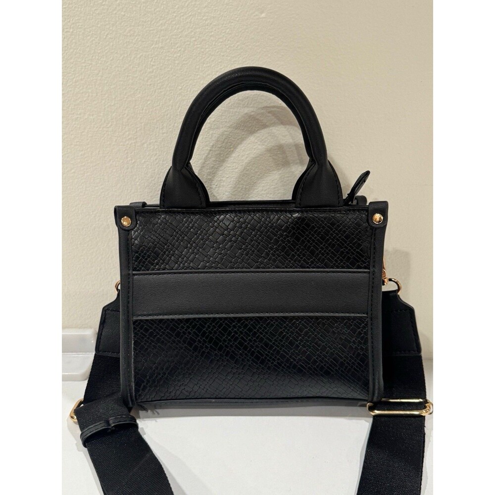 BLUSH KISS Faux Leather Braided Handle Shoulder Bag Black Color